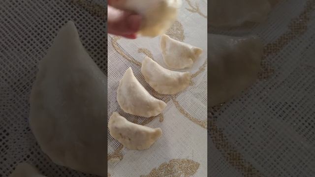 сами собрали сами съели )) #иринаматвей #вишня #дача #вареники смотреть онлайн