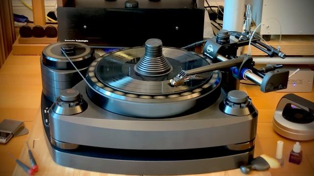 Shun Mook MC cartridge plays 深町純 Jun Fukamachi At Steinway vinyl, Toshiba Record LF-95001. Track B2 смотреть онлайн