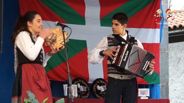 1605140401 Aitor Uzkudun eta Naikari Urdalleta Aizarnan смотреть онлайн