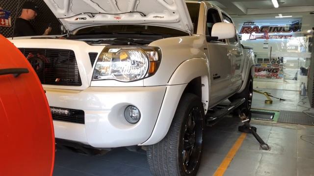 TACOMA 4.0 TRD SÚPER CHARGER ECU TUNE смотреть онлайн