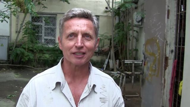 У школы №7 украли спортзал, или почему я поперся к директору. смотреть онлайн