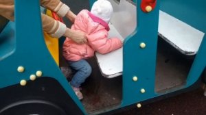 Чем занять ребенка 1 год 3 месяца. 15 игр