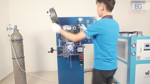 Индукционная печь для непрерывного литья заготовок SPB-LS смотреть онлайн