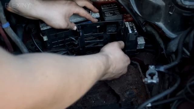 Starting 1990 Mercedes-Benz w124 230E After 5 Years смотреть онлайн