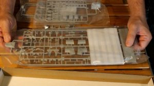 Распаковка-обзор модели лидера Ташкент (масштаб 1:350) от Trumpeter.