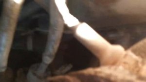 Замена правого сальника Лада Гранта.