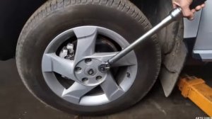 МОЖНО ЛИ СМАЗЫВАТЬ КОЛЕСНЫЕ БОЛТЫ?