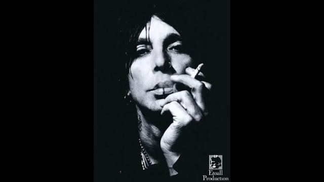 John Corabi - Hooligan's Holiday смотреть онлайн