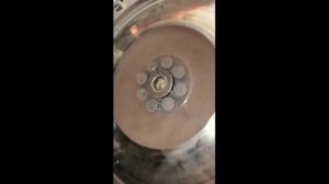 Как достать подшипник из коленвала! ЛУЧШИЙ СПОСОБ без спец инструмента