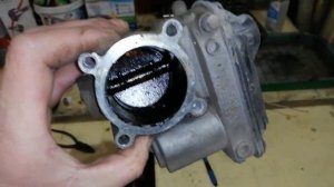 промыть дроссельную заслонку своими руками "форд фокус"