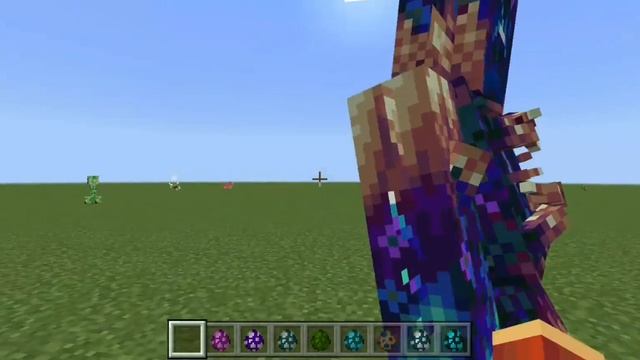 Топ 3 мода для Minecraft Bedrock (крылья для персонажа, новый фон меню, новые смотрители.).