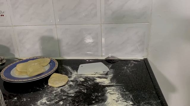 ЧЕБУРЕКИ С МЯСОМ Домашние Сочные Хрустящие Жарим только так!! смотреть онлайн