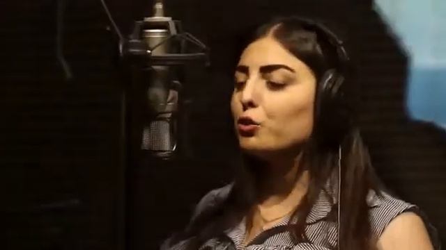 Кавер миллион алых роз Рузанна Хараху смотреть онлайн