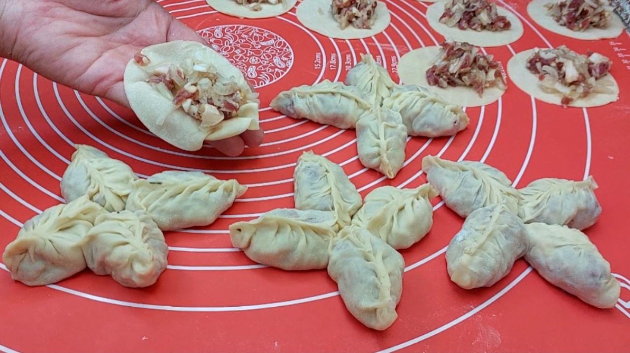 Спасибо моей бабушке, научила готовить это чудо!! настоящие узбекские манты смотреть онлайн