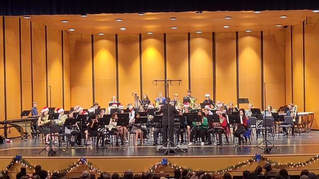 Wind Ensemble 12/13/21 "Folk Dances" by Shostakovich смотреть онлайн