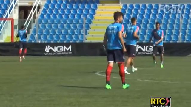 Calcio, Serie A/ Crotone, obiettivo fermare Belotti RTC TELECALABRIA смотреть онлайн