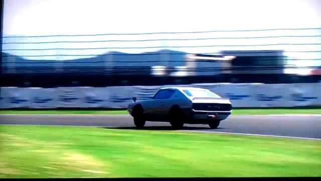 GT5 Nissan Skyline 2000GT-R (KPGC110) '73 TSUKUBA CIRCUIT смотреть онлайн