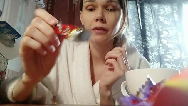 Пробуем вкусняшки: новогодний подарок 2020 часть 2 смотреть онлайн