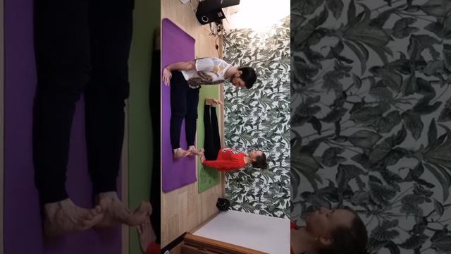 РАСТЯЖКА ВЕЧЕРОМ: Крепкая и расслабленная спина смотреть онлайн