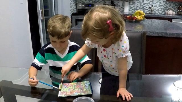 Рисуем водой. Многоразовая водная раскраска. Water coloring book. смотреть онлайн