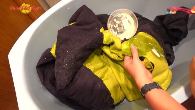 Как очистить ткань от краски. How to clean the fabric from a paint. смотреть онлайн