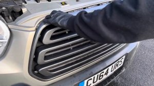 Fitting a raptor / trail grill to my camper van. How to remove a Ford transit mk8 grill easy no too