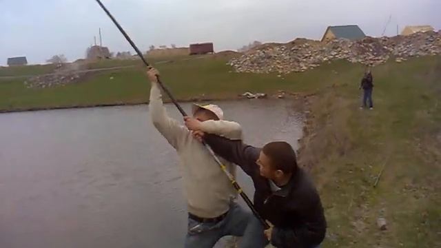 Офигенный улов в Искитиме смотреть онлайн