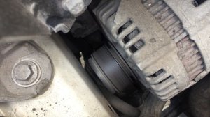 Свистит Volvo S40 V2 4 2008