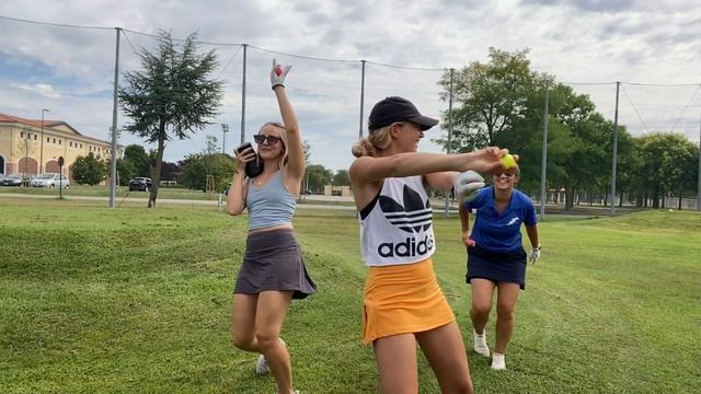 VLOGMAS Day 24 | 10 Months In Italy | Aviano Air Base | смотреть онлайн