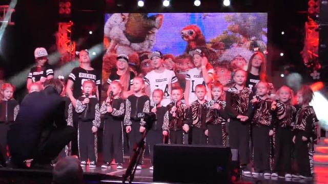 Мультипати «Новая звезда»-Ничего на свете лучше нету смотреть онлайн