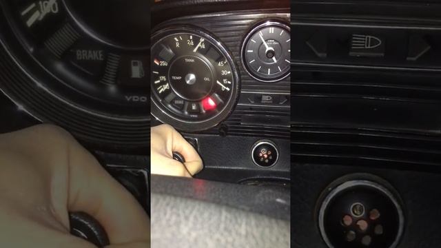 1976 Mercedes-Benz 240D Cold Start (-13 C) смотреть онлайн