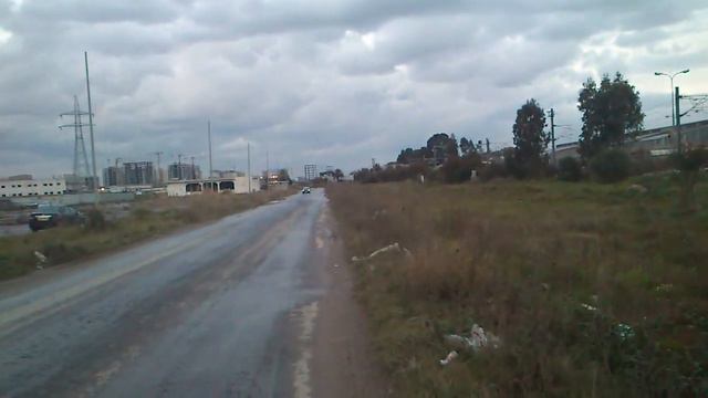 Peugeot 107 1.0 Petite vidéo de mon nouveau pot, le son est extra.mp4