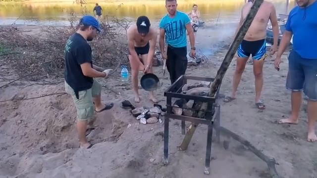 Походная баня. Год 2016. Днепр. Сплав смотреть онлайн