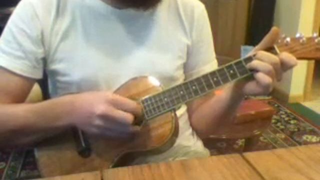 Picking Gm on Ukelele смотреть онлайн