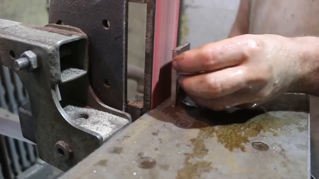 КАК СДЕЛАТЬ КЛИНОК ИЗ ДАМАСКА С МЕДЬЮ ПОДРОБНО смотреть онлайн