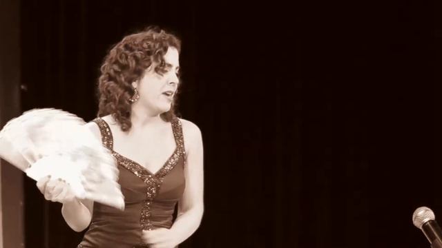 ANTONIA MARIA CHABEBE SOPRANO DOMINICANA CANTA CALLEJEO смотреть онлайн