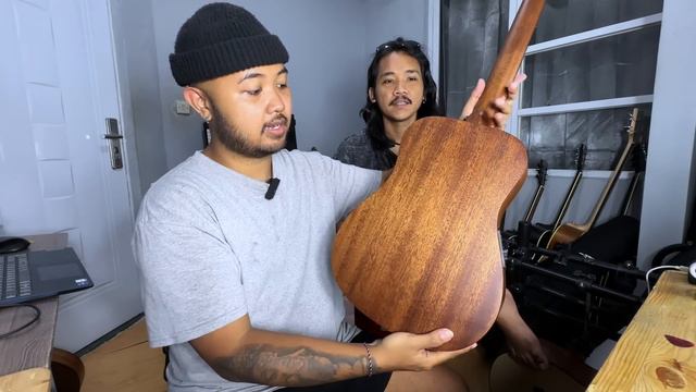 Beli Gitar Akustik Mahal Udah Pasti Enak! 5 JUTA SE-ENAK INI! Review Guitar 3/4 Sigma TM-15E смотреть онлайн