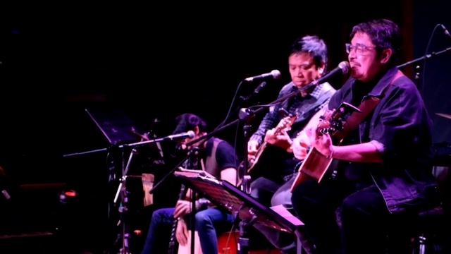 Bobby Mondejar & Friends, live at Vue Bar, Bellevue Hotel. June 20, 2023 смотреть онлайн