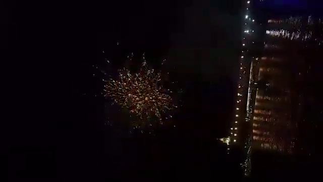 Салют на Москве реке смотреть онлайн