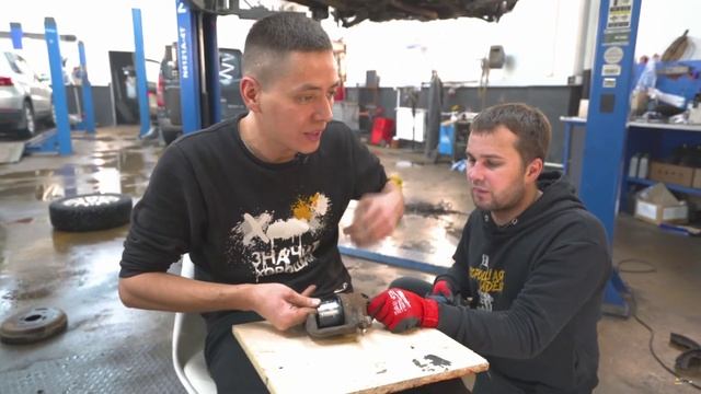 Лайф хак! Как заправлять поршень в тормозной цилиндр от Ильдара. смотреть онлайн