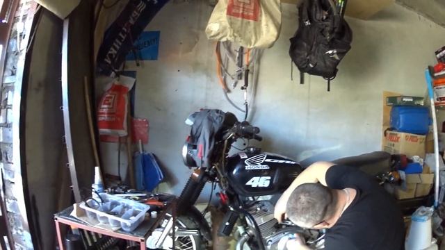 МОТОЦИКЛ В РЕМОНТЕ смотреть онлайн