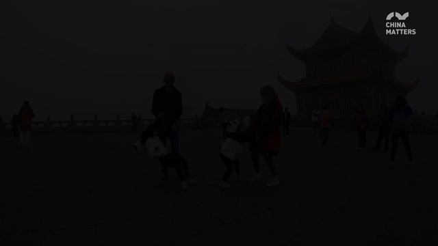 Past and Present: Why Seeing is Believing in Zhongshan City смотреть онлайн