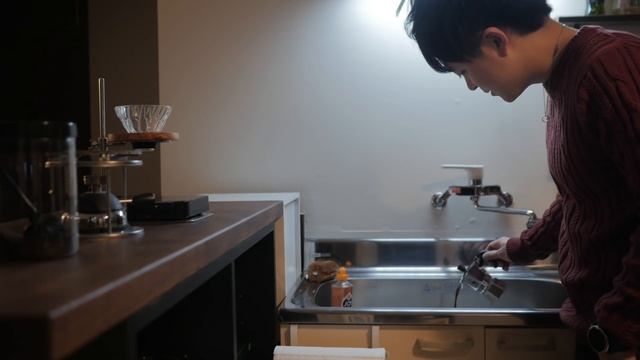 家カフェ必需品！5分でカフェラテ・カプチーノを作れる基本アイテム。Bialetti モカエキスプレス マキネッタ Moka Express смотреть онлайн