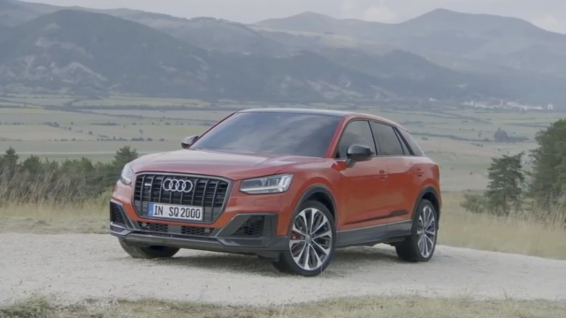 2019 Ауди SQ2 - "горячий" внедорожник с 300 л.с. под капотом!!! смотреть онлайн