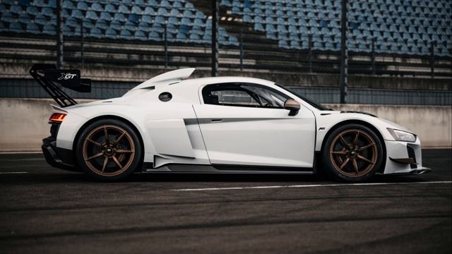 Audi R8 pistero x ABT смотреть онлайн