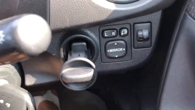 Toyota Vitz обзор автомобиля. Без пробега по России. смотреть онлайн