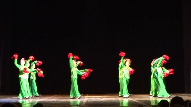 Хореогр. ансамбль "Югория", стилизованный народный танец, 10-12 лет смотреть онлайн