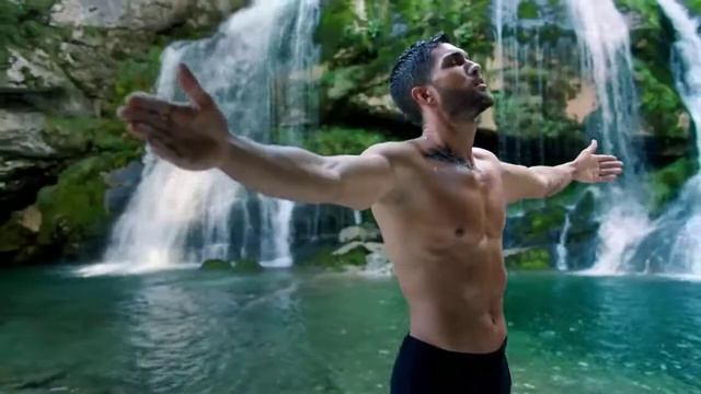 Davidoff Run Wild Fragrance Campaign смотреть онлайн