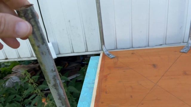 Столик на даче из хлама под домом..Своими руками… смотреть онлайн