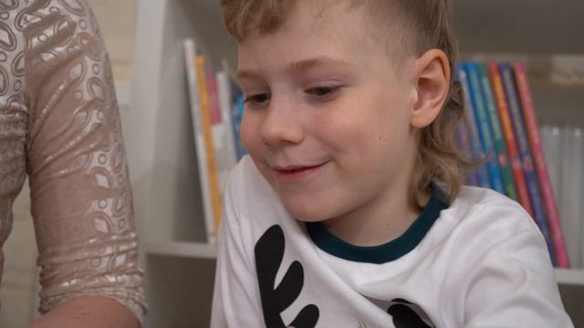 «Я встречаю праздник» – книга-новинка для семейного чтения смотреть онлайн